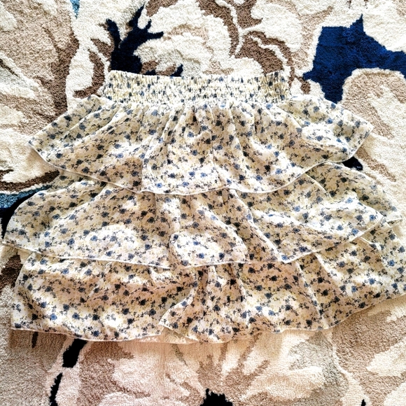 Maurices floral skirt - Picture 1 of 4